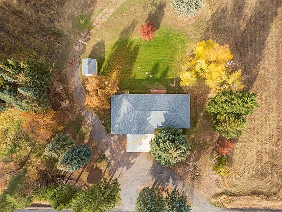 3rd image of 7824 W Dahl Rd
