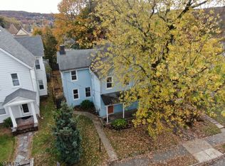 124 Pequannock St, Dover, NJ 07801