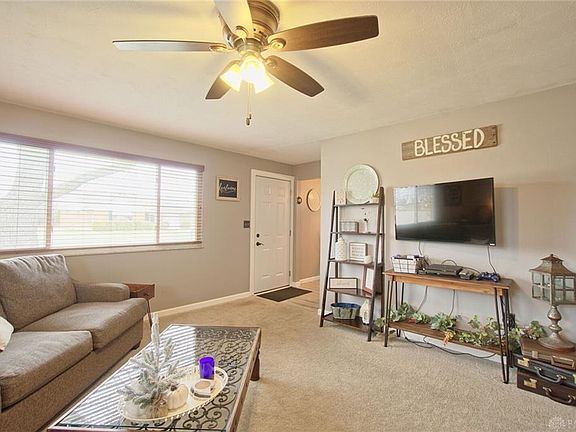 5th image of 2705 Sutton Ave