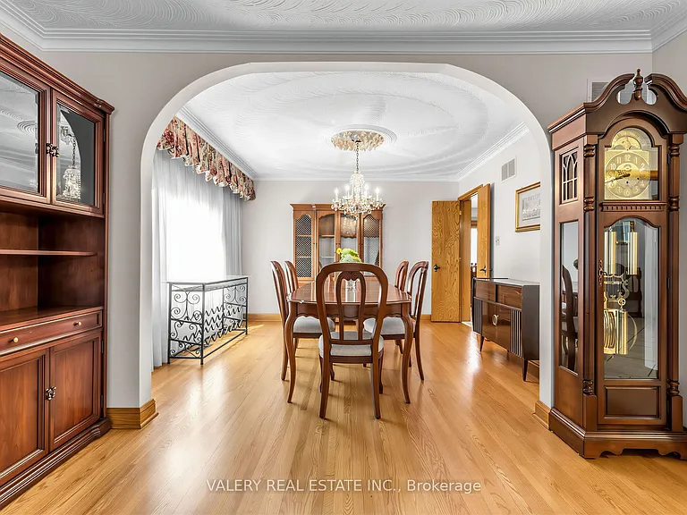 370 Maple Leaf Dr — Photo 6