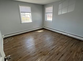 1050 Main St APT 5, West Warwick, RI 02893