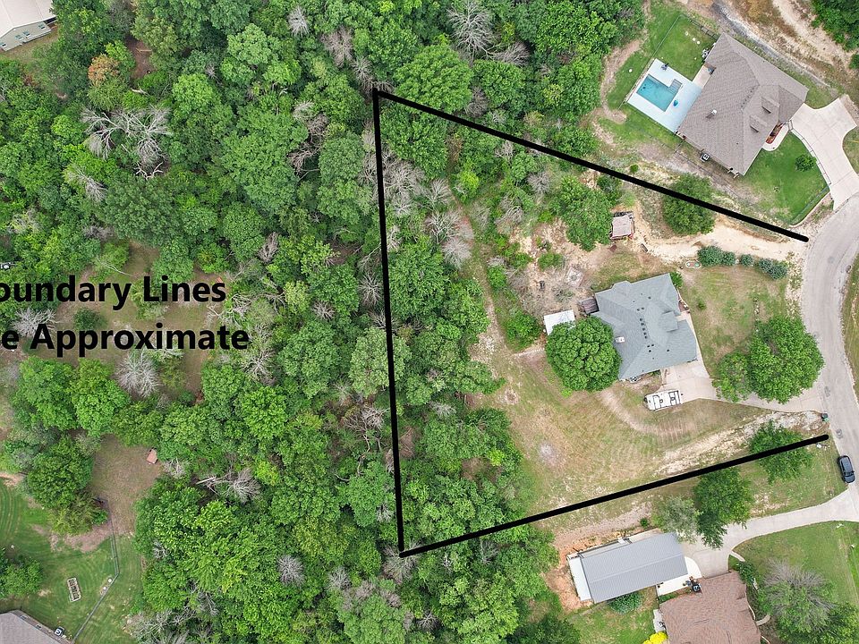 1st image of 371 Miramar Cir