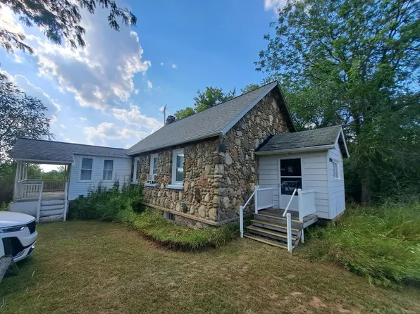 10301 N Loomis Rd, Clare, MI 48617