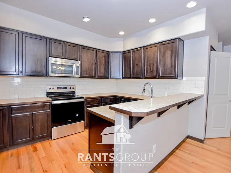 4726 46th Ave SE — Photo 8