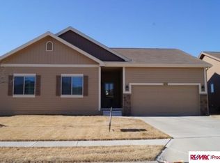 4674 N 166th St, Omaha, NE 68116