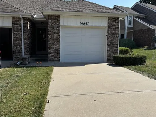 10567 Century Ln, Overland Park, KS 66215