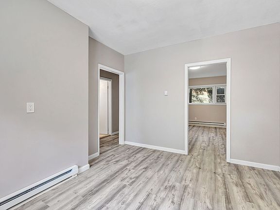 5th image of 2876 E Main St Unit 2