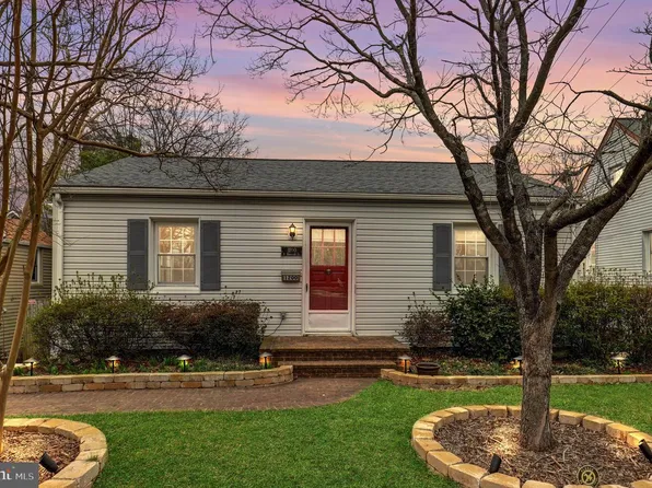 1200 N Roosevelt St, Arlington, VA 22205