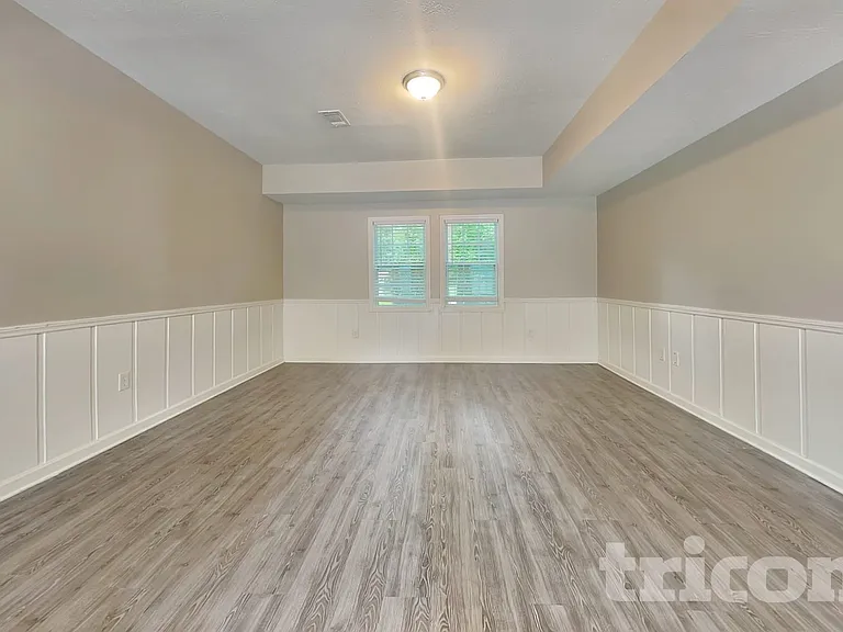 515 Westbridge Dr — Photo 18