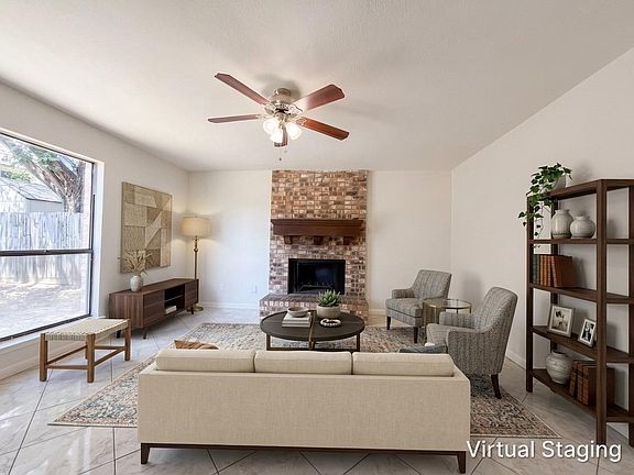 3rd image of 4622 Covington Ct