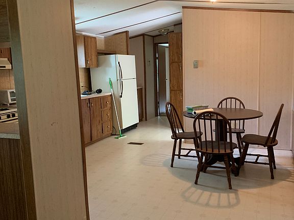 2nd image of 201 Brandywine Dr