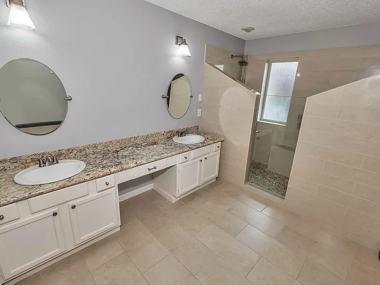 5216 Spring Branch Dr — Photo 5