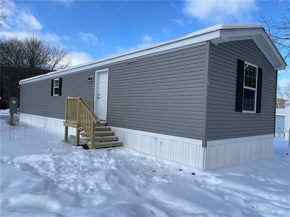 1st image of 7 Flamingo Dr
