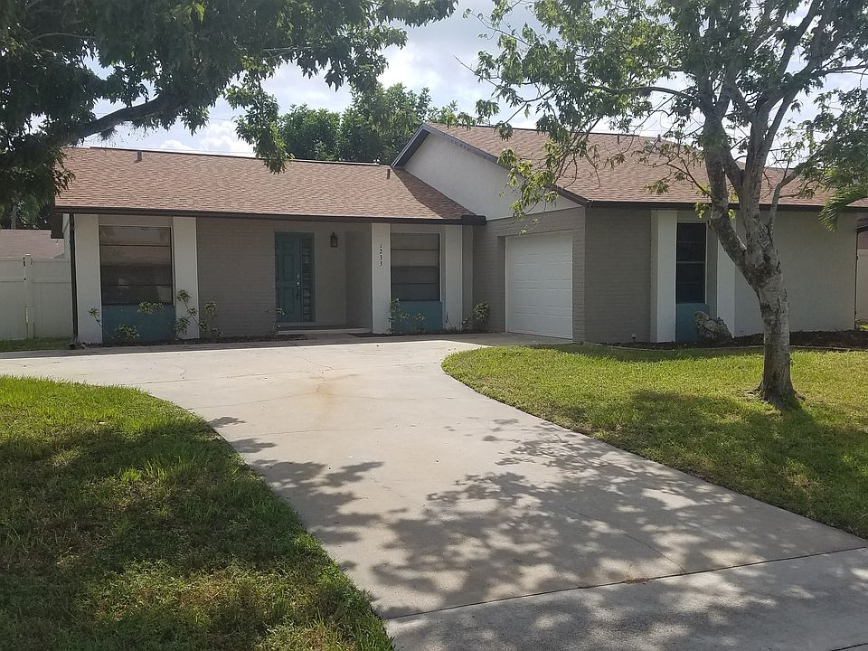 1st image of 1233 SE 21st Ave