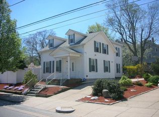 78 Pine St, Pawtucket, RI 02860