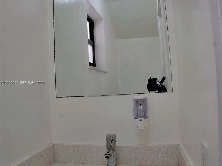 4271 NW 11th St #4 — Photo 8