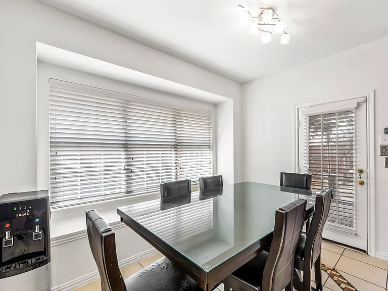 764 Whitman Pl — Photo 16