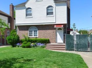 73-06 178th St, Fresh Meadows, NY 11366