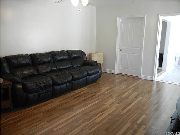 3rd image of 18505 Bailey Dr
