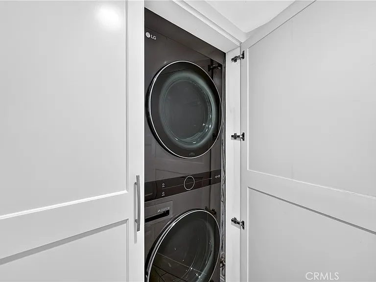 950 Cagney Ln #207 — Photo 16