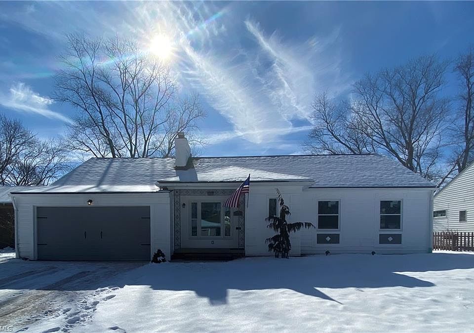 1st image of 22409 Blossom Dr