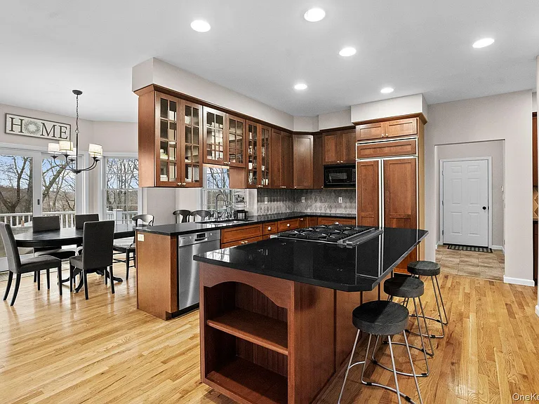 105 Hardscrabble Lake Dr — Photo 10
