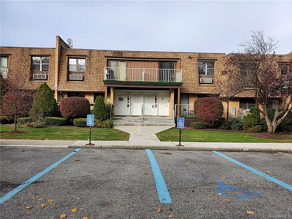 5th image of 408 Carpenter Ave APT 9