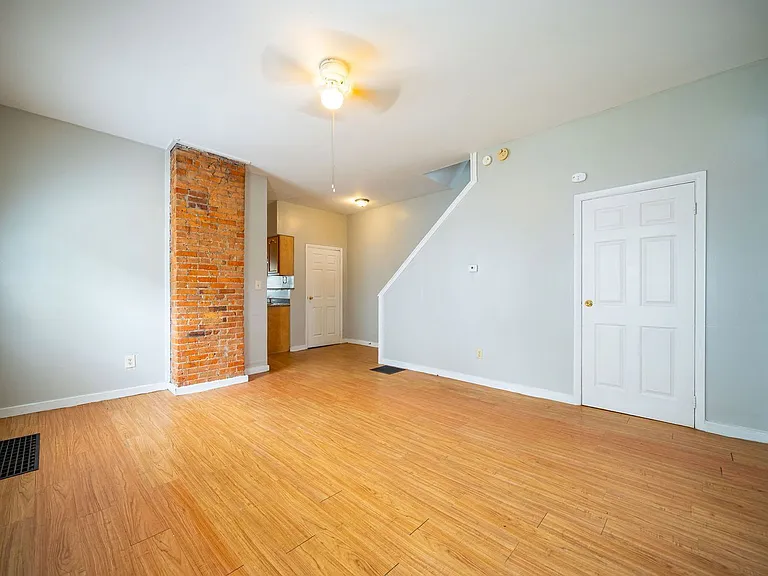755 Wager St — Photo 2