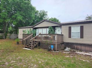 18629 SE 53rd Pl, Ocklawaha, FL 32179