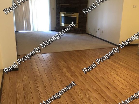 2nd image of 929 W Glen Park Ave APT 103