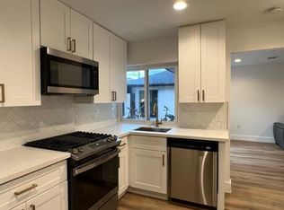 6321 Deerwood Rd #B, Houston, TX 77057