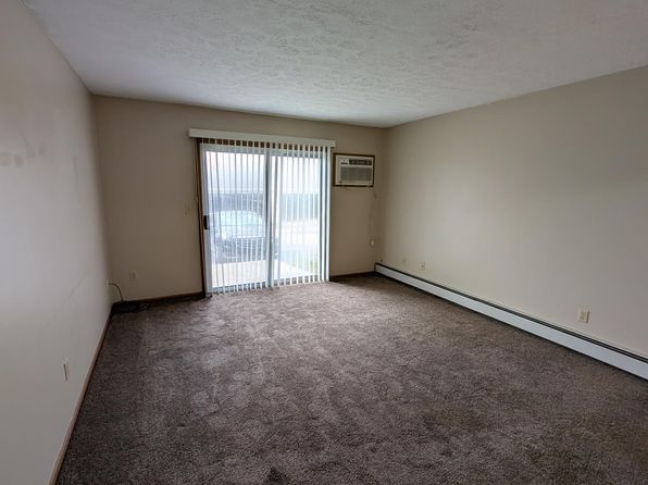 6450 Saint Andrews Dr APT 2