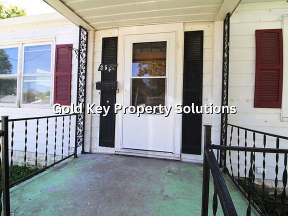 4th image of 2513 Fowler St