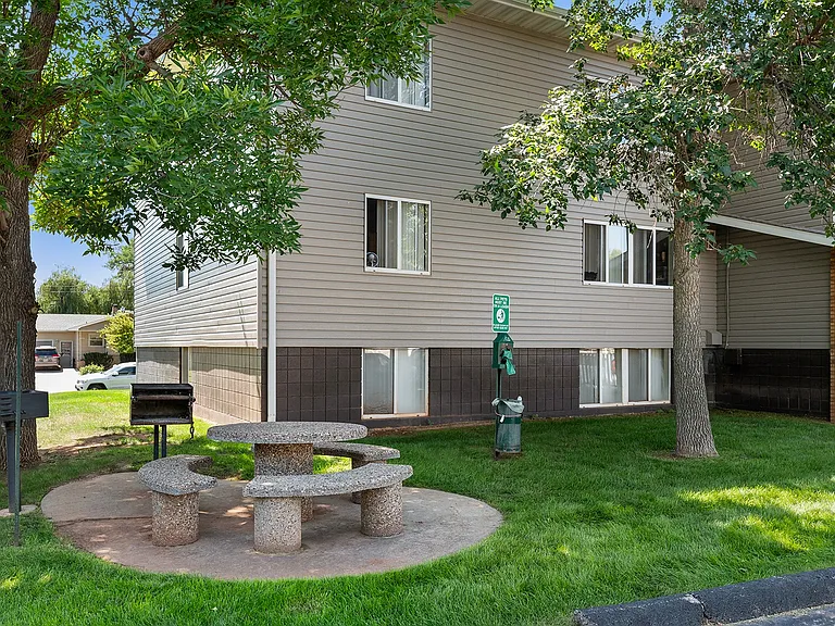 Canyon Lake Apartments — Photo 19