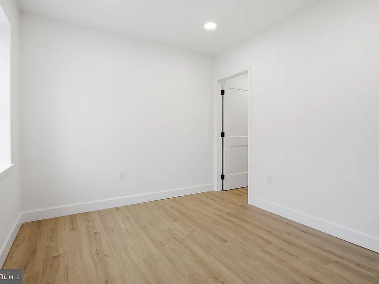 100 W Front St #2A — Photo 21