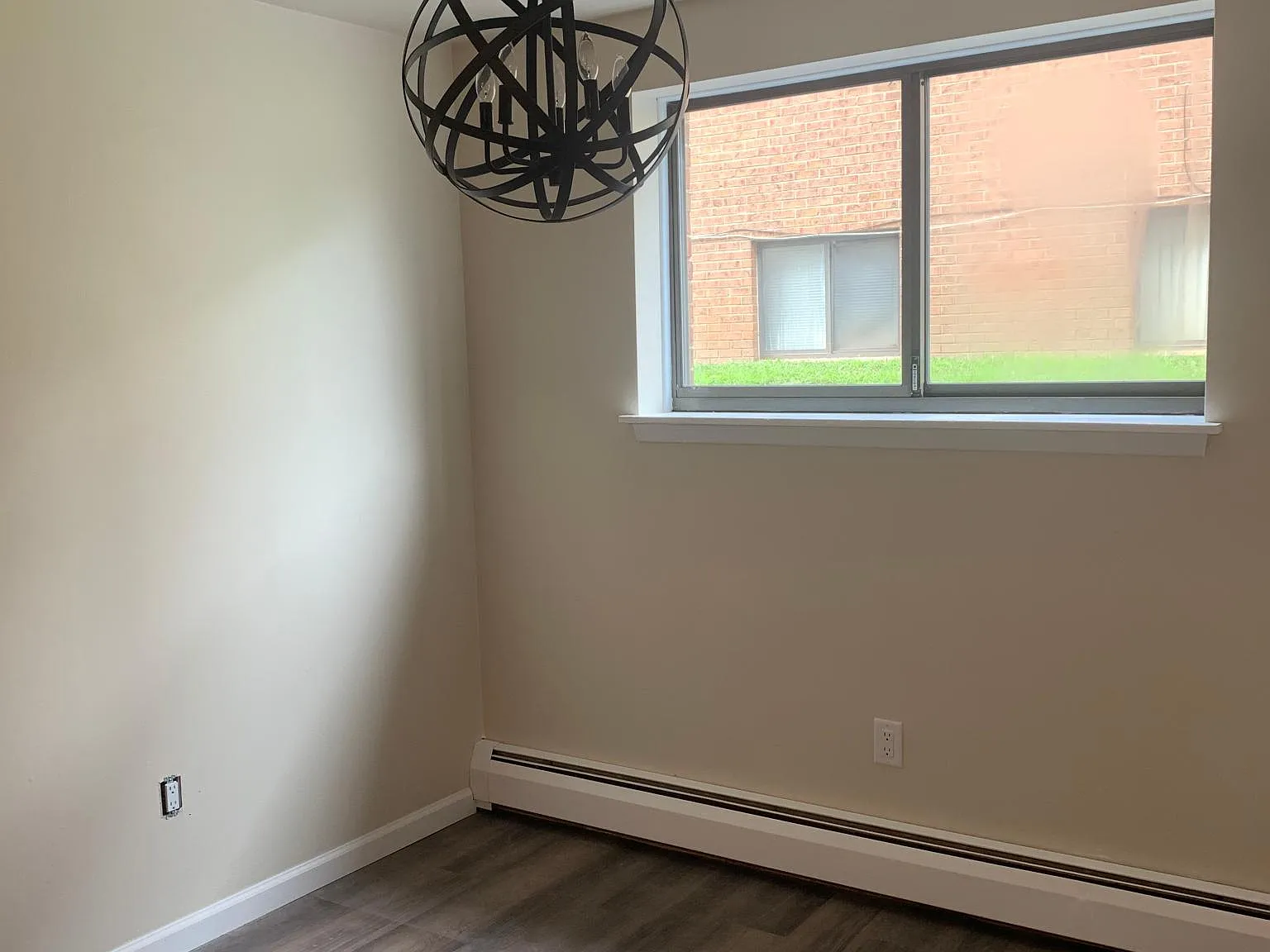2 bed, 1000 sqft, $1,125 — Photo 2