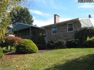 49721 S Park Cir, East Liverpool, OH 43920