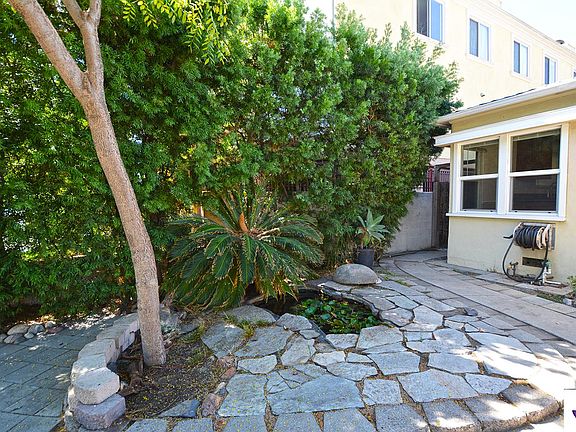 3rd image of 5317 Satsuma Ave