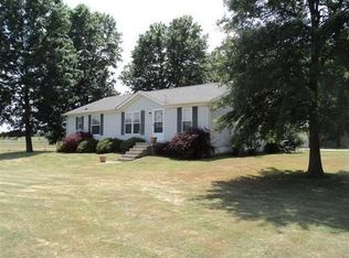 1604 W Division Rd, Urich, MO 64788