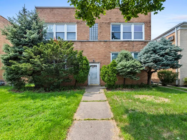 9006 Bronx Ave APT 2N, Skokie, IL 60077
