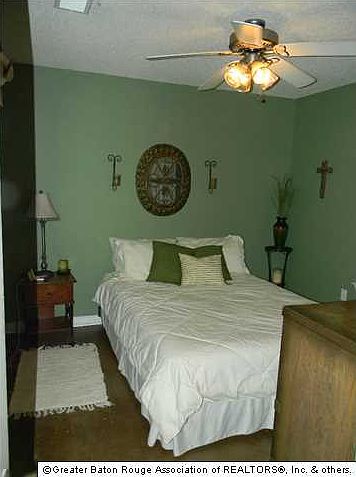 1st image of 7445 Linda Lee Dr