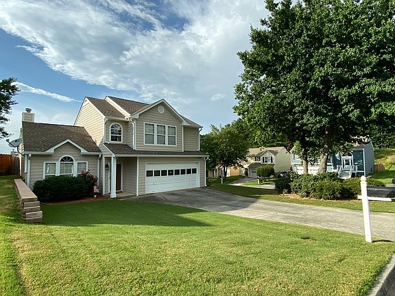 3rd image of 4005 Sidney Lanier Blvd