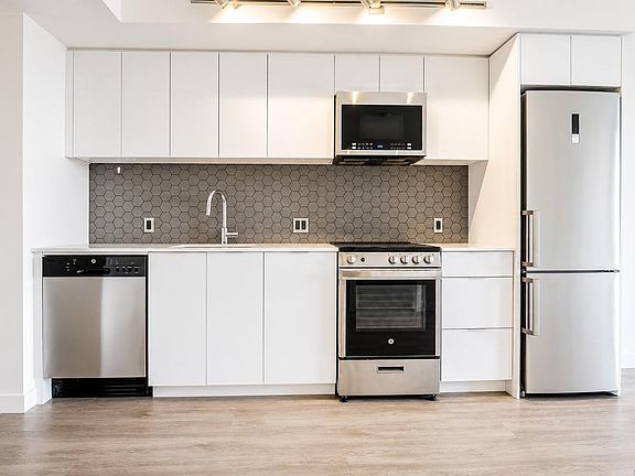 4th image of 845 Johnson St #809