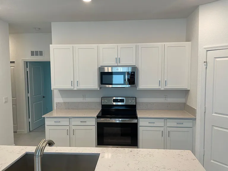 749 Worlington Ln — Photo 18