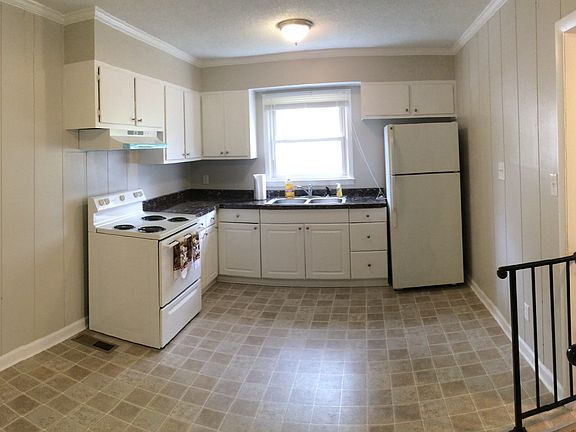 2nd image of 622 Memphis St
