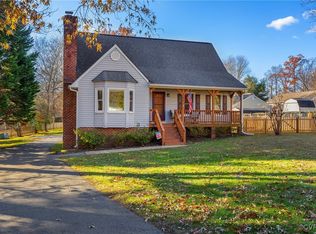 7104 Foxbernie Cir, Mechanicsville, VA 23111