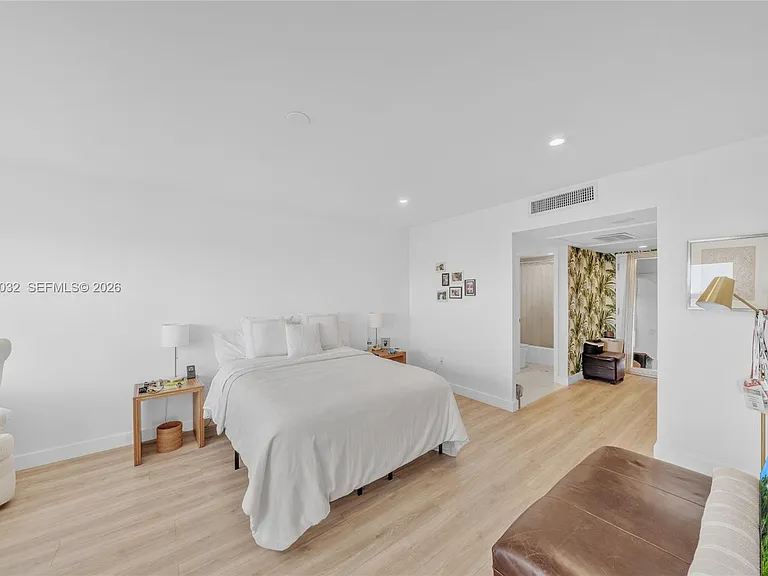 11111 Biscayne Blvd #5A — Photo 19