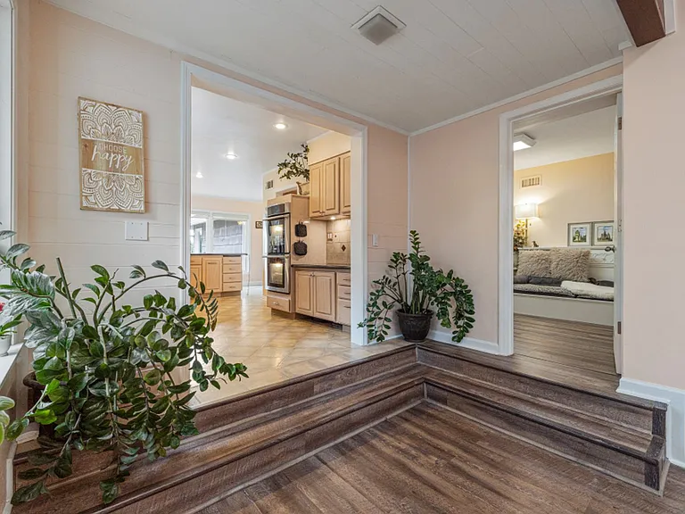 525 Mesa St — Photo 19
