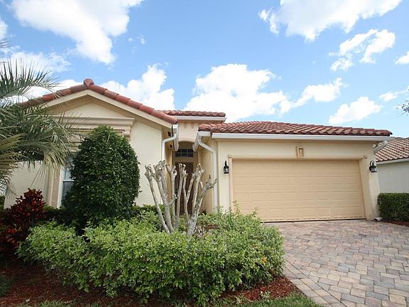 2nd image of 6372 Lennox Ln