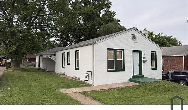 835 Elias Ave